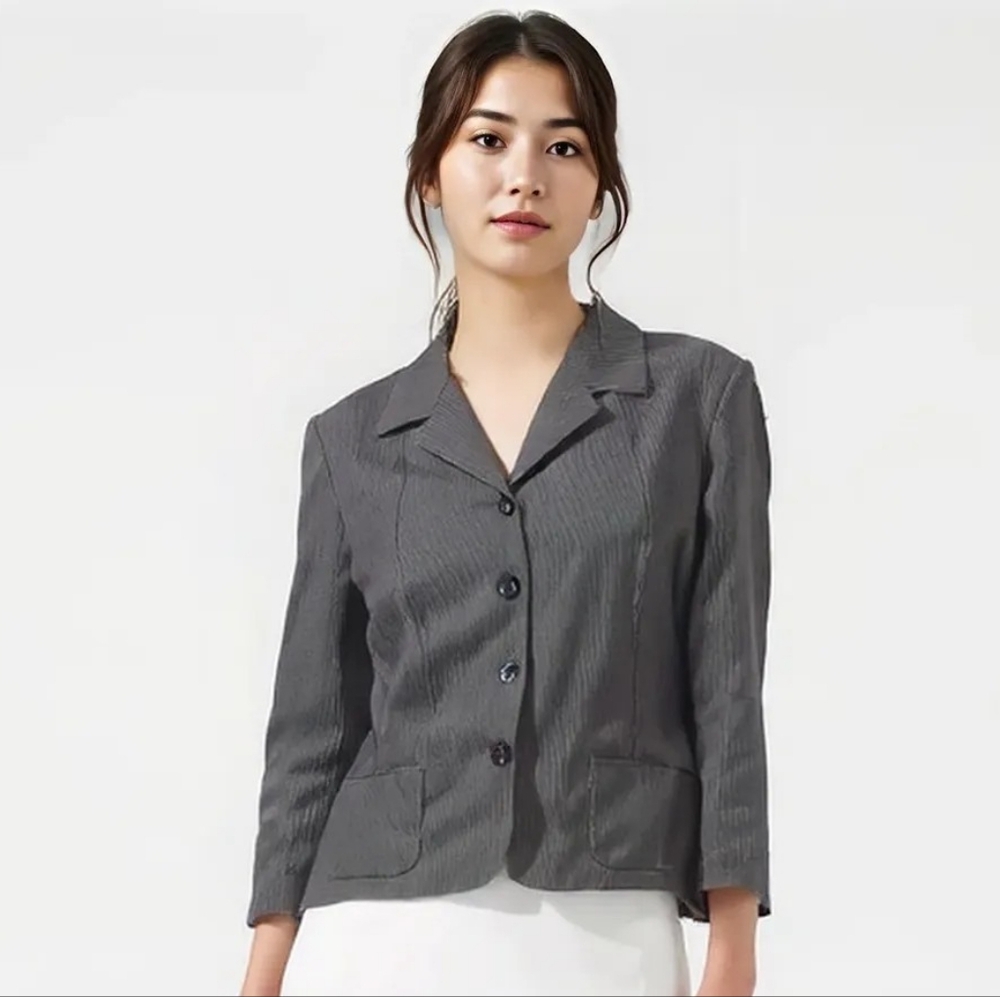 Harve Benard Women's Gray Blazer